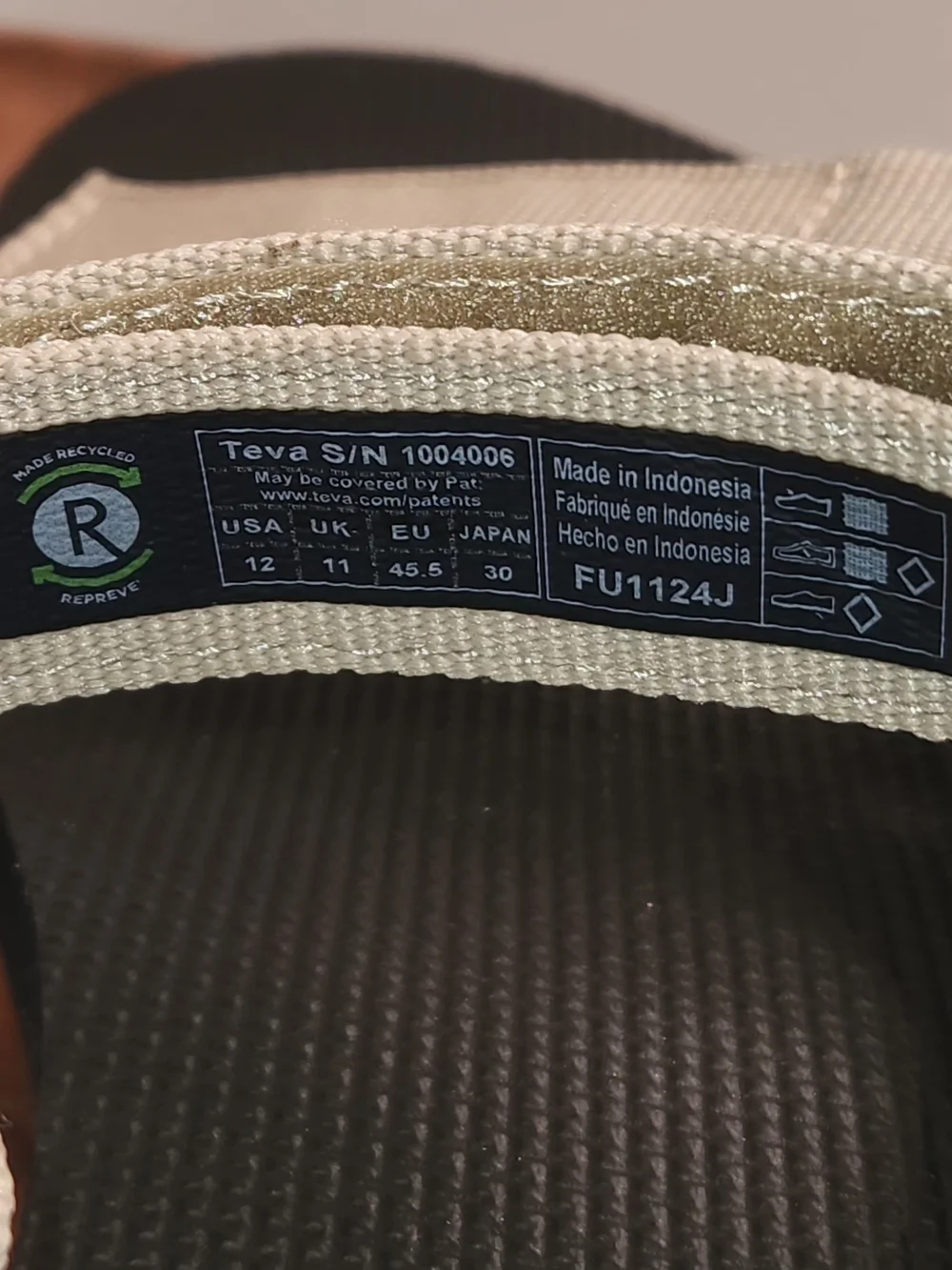 Teva Original Universal Sandals Men's Size 12 White Pepper/Beige & Black NEW